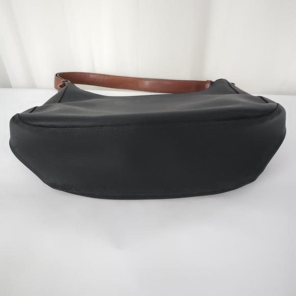 Bottega Veneta black textured PVC shoulder bag brown shoulder strap zip top - Picture 6 of 16
